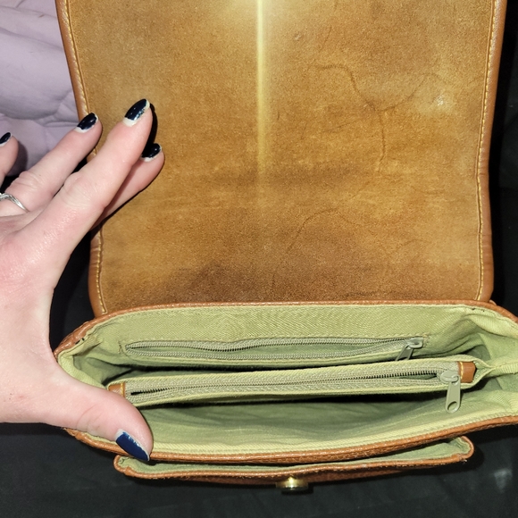 Vintage Dooney & Burke messenger bag - Picture 2 of 5